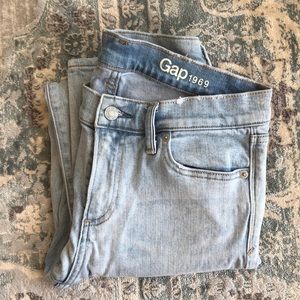 Gap Light Wash 1969 Women’s Jeans